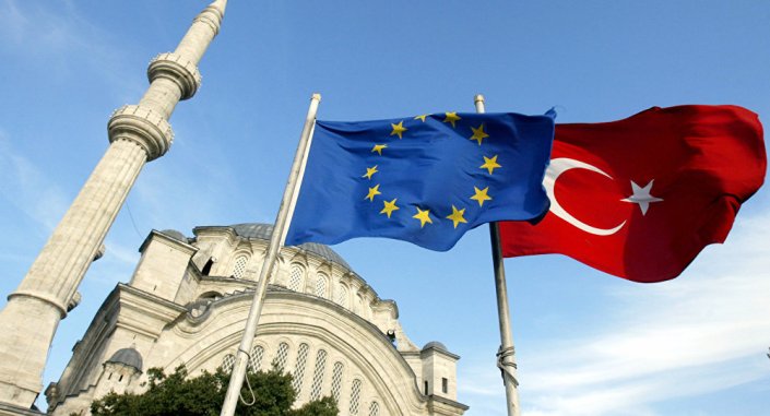 Banderas de la UE y Turquia